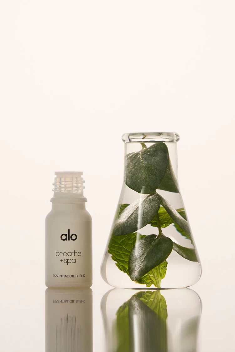 Aloyoga Breathe & Spa Essential Oil Blend