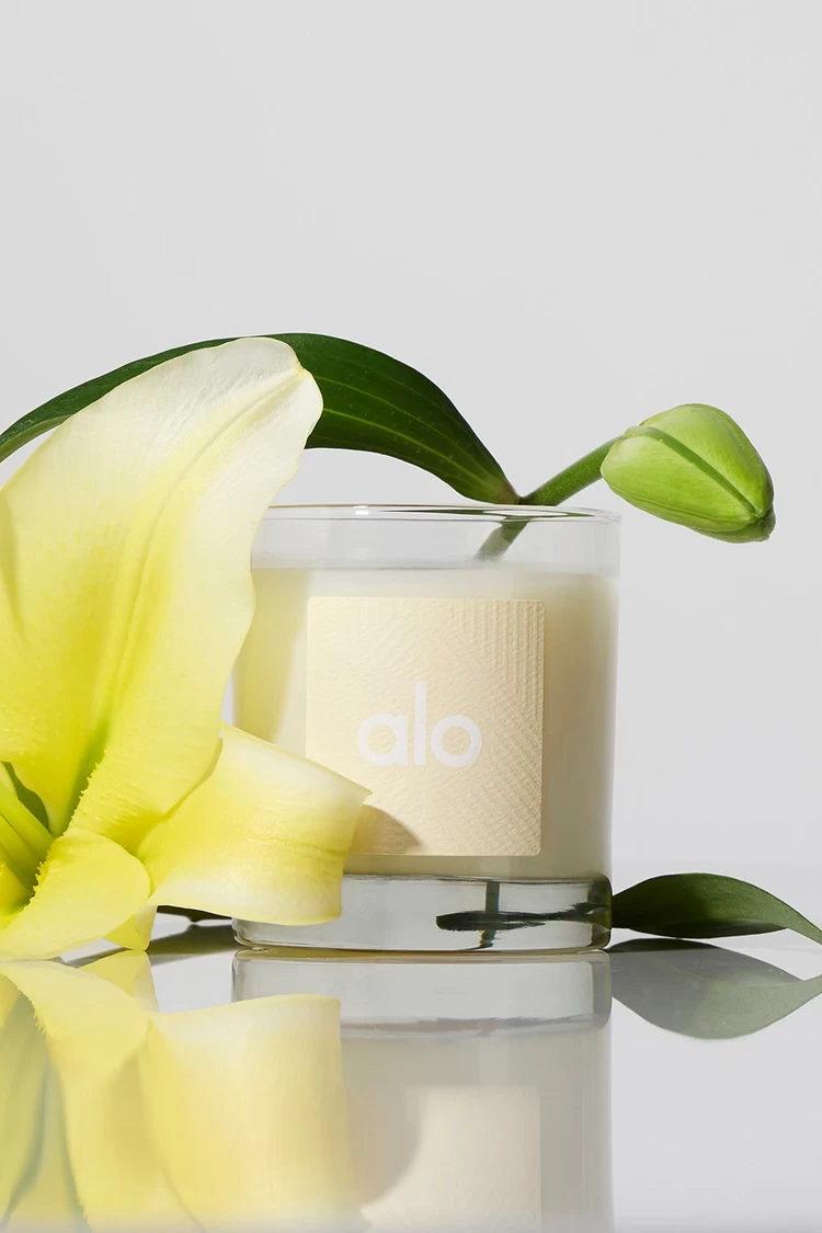 Aloyoga Alo Love Candle - 8 oz